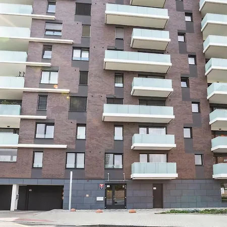 Apartment Invalidovna With Free Parking Prague Exterior photo